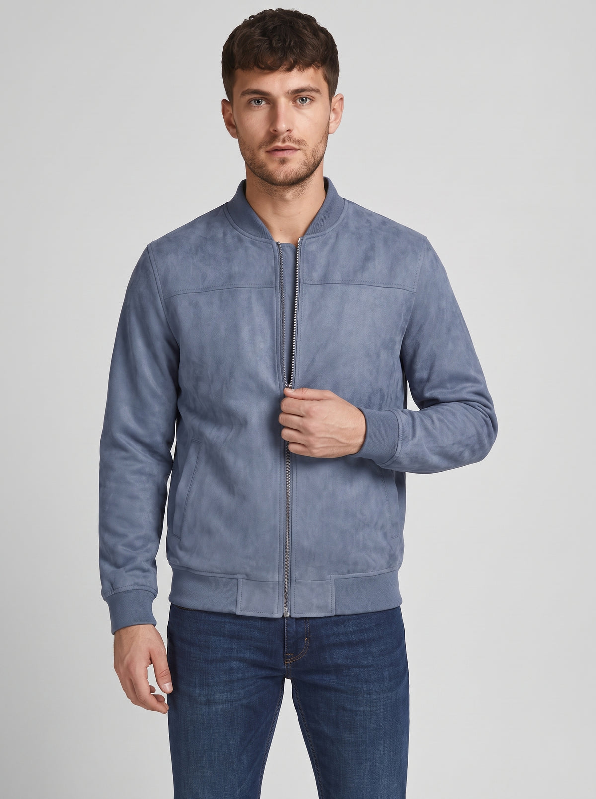 Cazadora efecto ante azul claro con cremallera y cuello alto