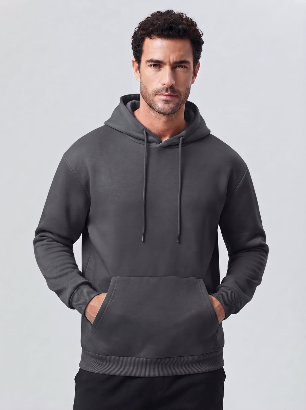 Sudadera con capucha COVE gris antracita, bolsillo canguro y cordones ajustables