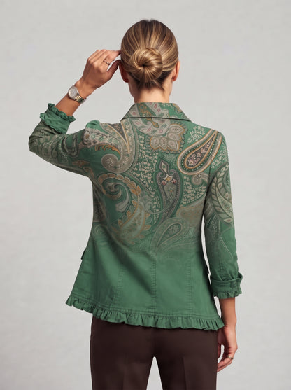 Sobrecamisa estampada verde trasera con ribete fruncido y patrón paisley