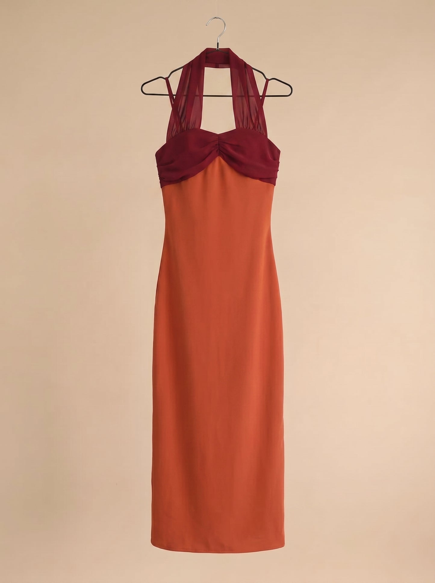 Vestido largo bicolor ZAHARA terracota con parte superior granate y escote tipo corazón