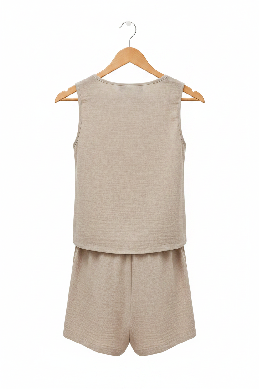Beige percha trasera