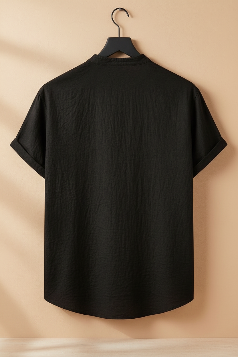 Camisa negra trasera