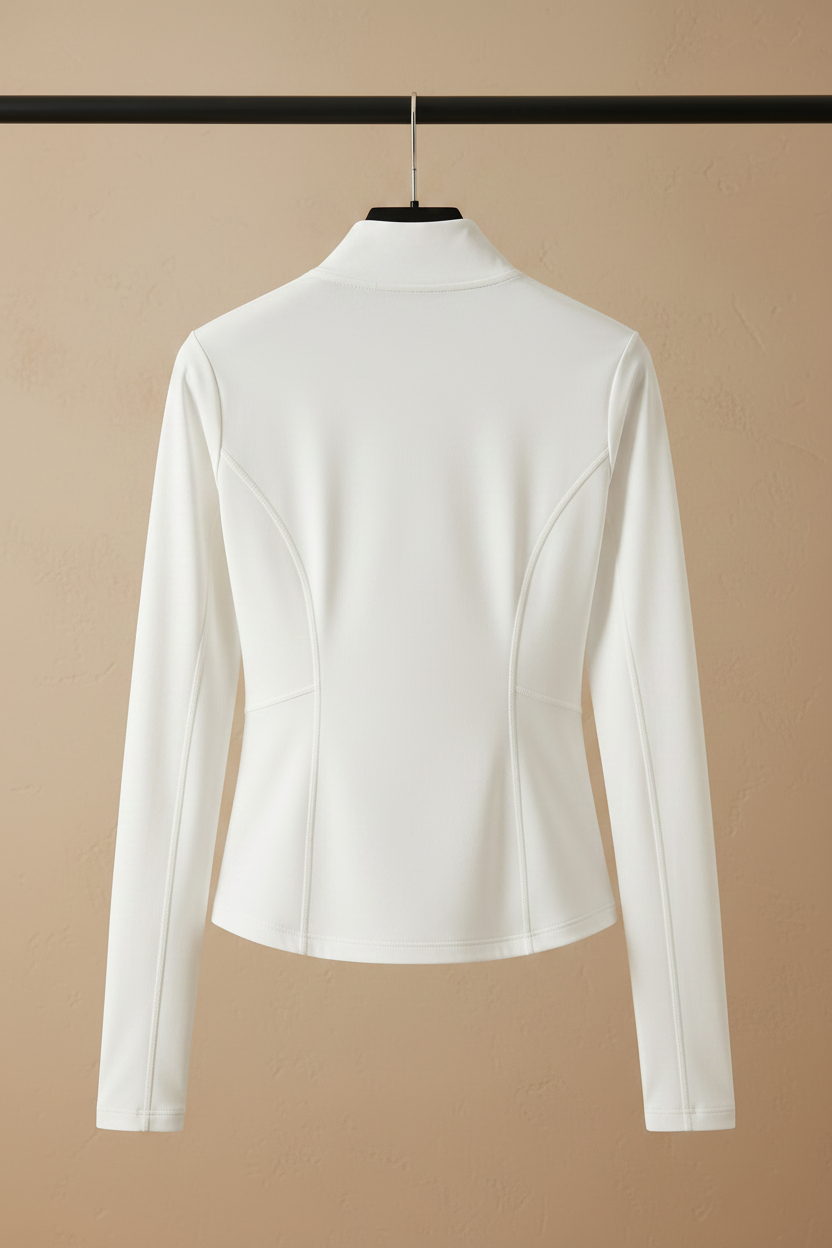 Chaqueta blanca espalda percha