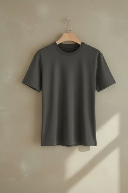 Camiseta básica slim fit de cuello redondo y manga corta, color gris oscuro