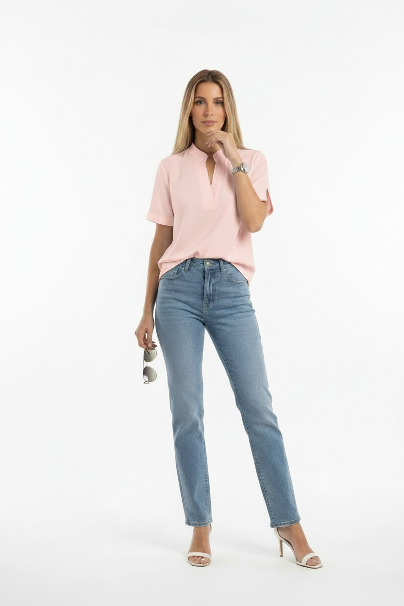 Modelo blusa rosa aperturas manga