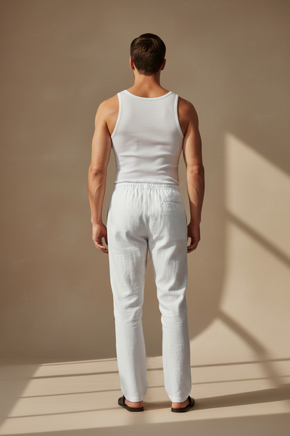 Pantalón relajado de algodón-lino color gris claro, cintura fruncida y dobladillo en tobillo