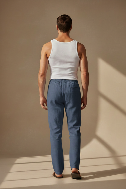 Pantalón relajado de algodón-lino color azul marino, cintura con cordón y puños en tobillo