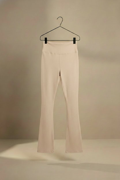 Legging acampanado con fruncido, blanco crema