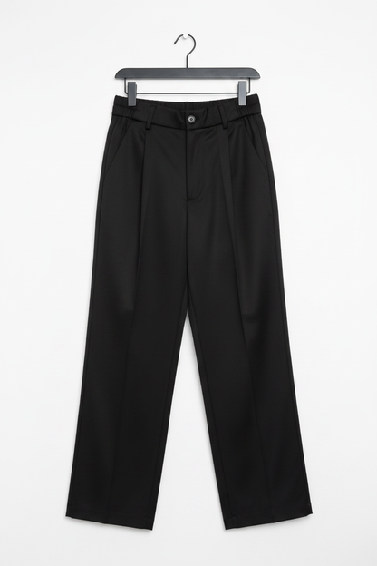 Pantalón de pierna ancha negro con botones y bolsillos laterales