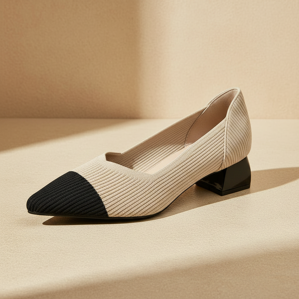 Pump beige punta negra - fondo greige